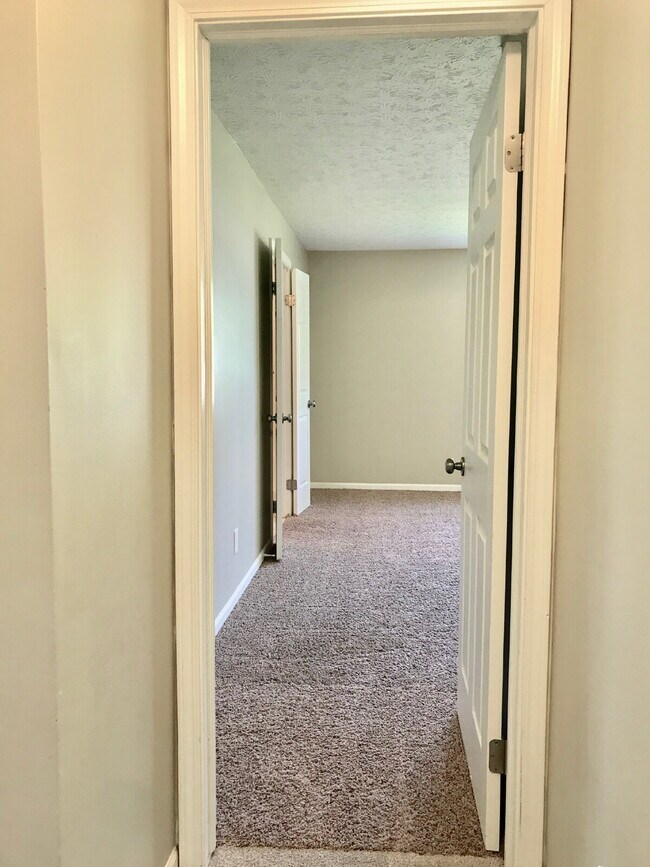 Building Photo - Charming 3 Bedroom, 2 Bathroom Home in Perry Township!