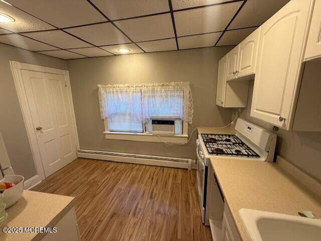 Building Photo - 304 Lareine Ave