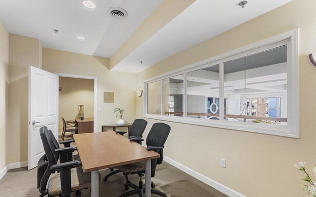 Building Photo - 4120 S Lake Dr