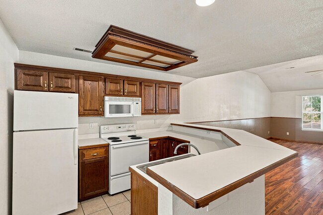 Building Photo - 1317 Godas Cir