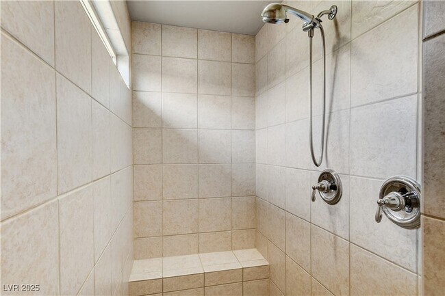 Building Photo - 5531 Alden Bend Dr