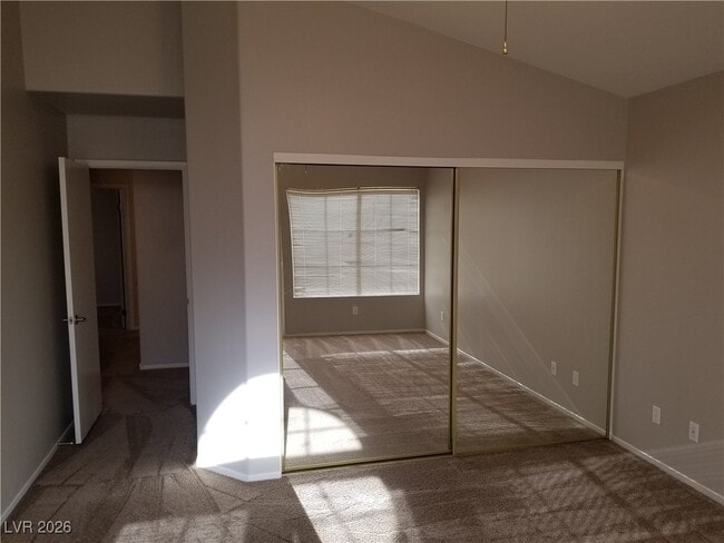 Building Photo - 305 Windmere St