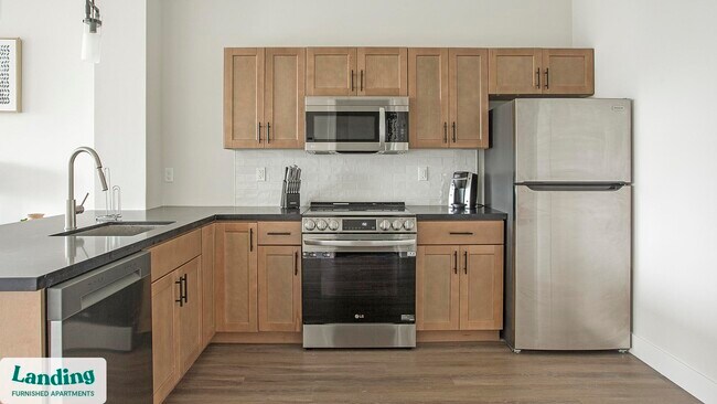 Building Photo - 1999 E Boston St