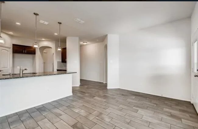 Building Photo - 10312 Lastrup Dr