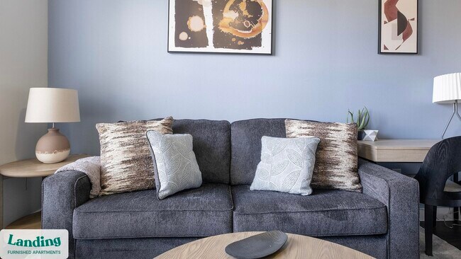 Building Photo - 13920 Mandolin Dr