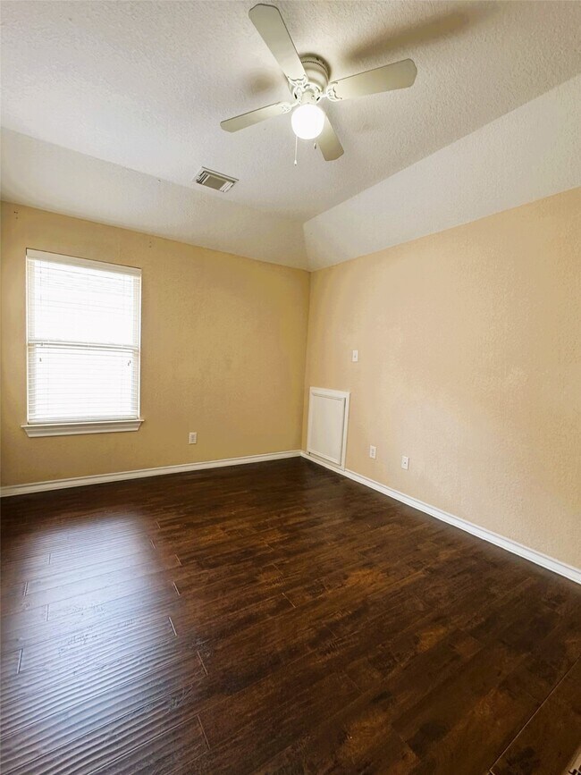 Building Photo - 5034 Big Meadow Ln