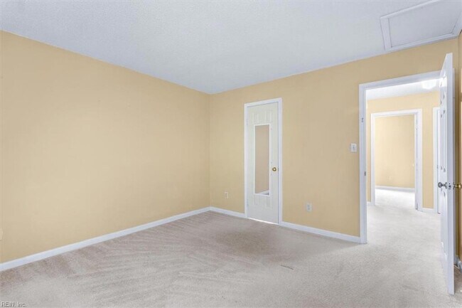 Building Photo - 5403 Sasha Ct