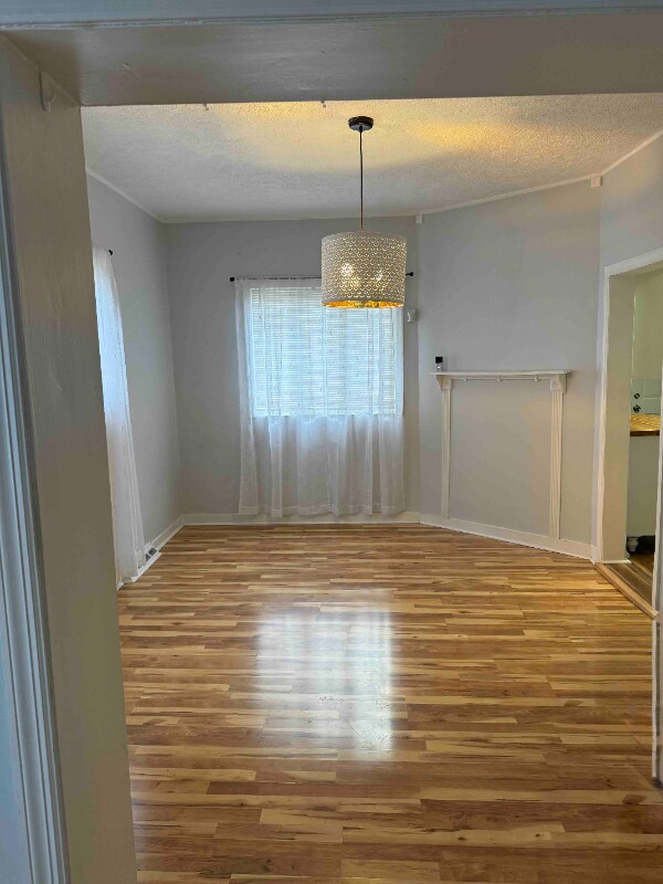 Building Photo - 123 Clearview Ave