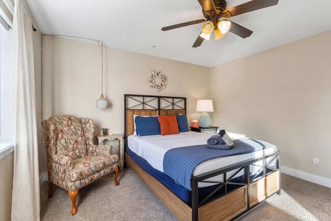 Building Photo - 627 Elmersville Rd