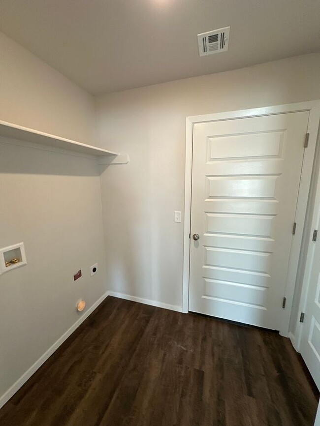 Building Photo - *Pre-leasing* BRAND NEW Three Bedroom | Tw...