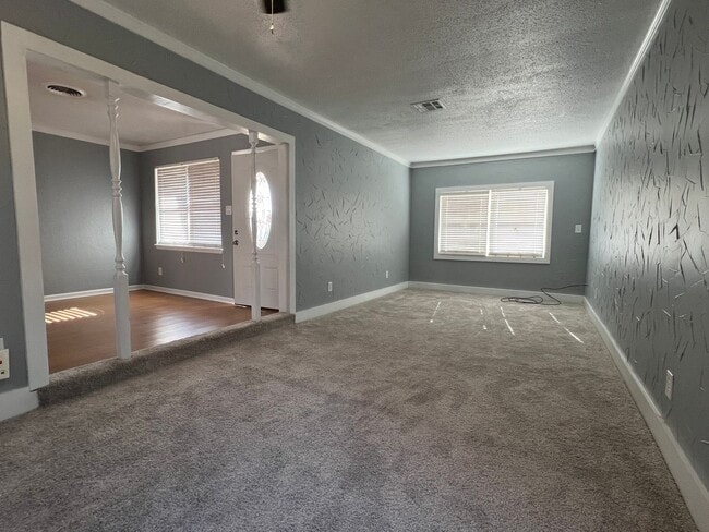 Building Photo - 3808 SE Camden Way