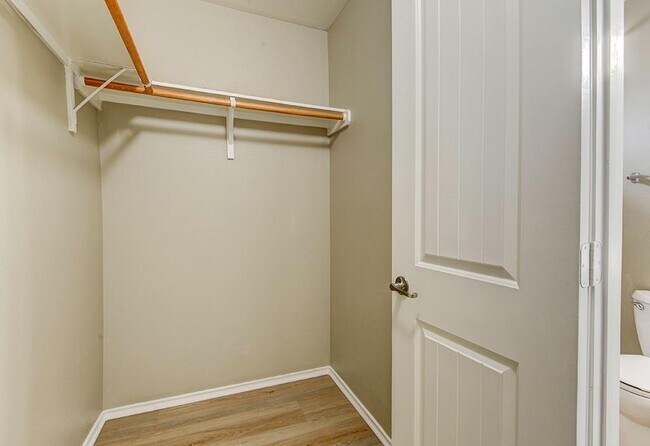 Building Photo - 5624 Emma Thompson Way