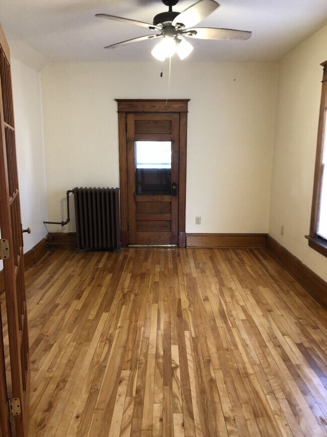 Building Photo - 1610 Selby Ave