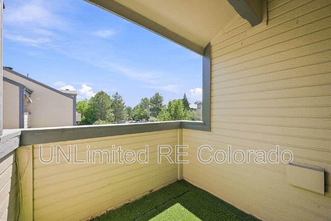 Building Photo - 16103 E Alaska Pl