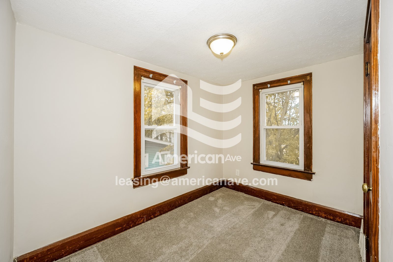 Building Photo - 1383 Hillcrest St