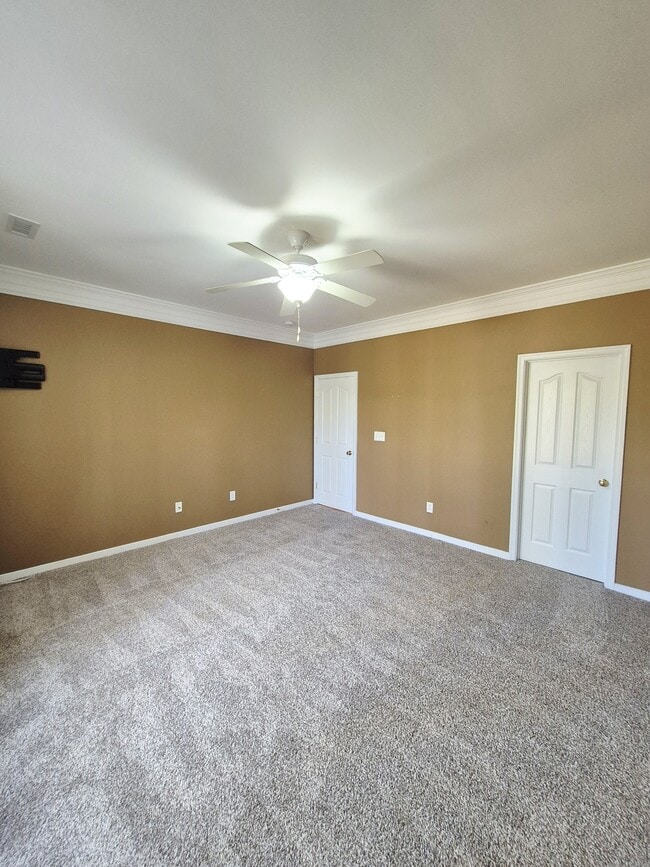 Building Photo - 1563 Providence Knoll Dr