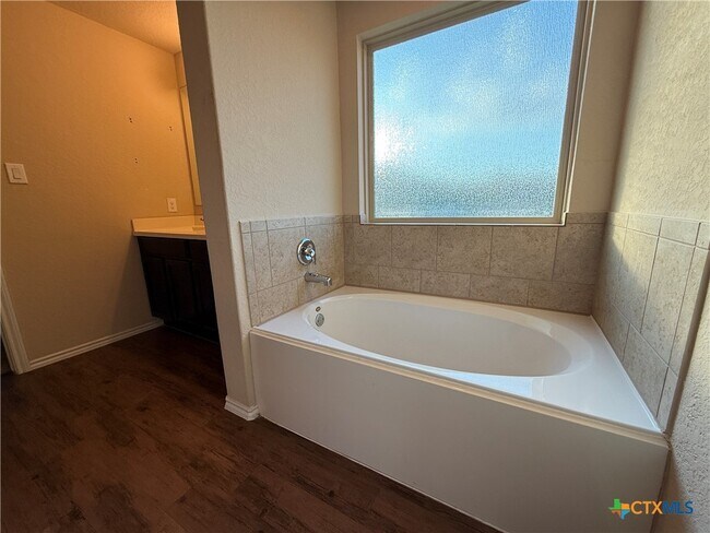 Building Photo - 2934 Field Ridge