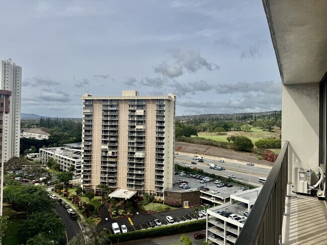 Building Photo - 98-500-500 Koauka Loop