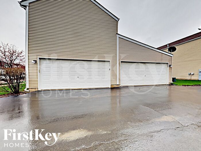Building Photo - 751 Serendipity Dr