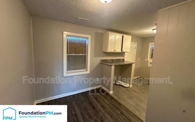 Building Photo - 2601 Dakar Ave