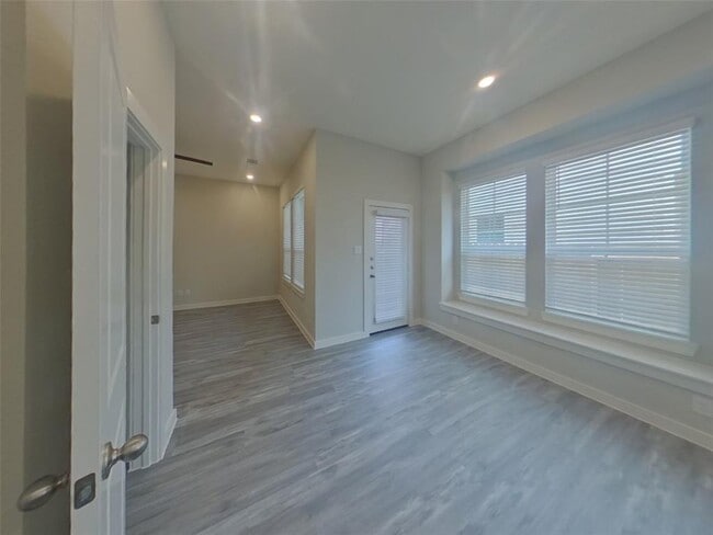 Building Photo - 22818 Terrazzo Dr