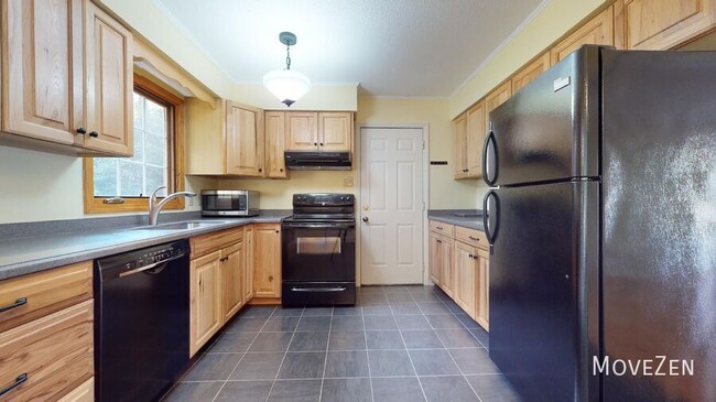 Building Photo - 3216 Bare Creek Ln