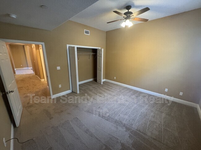 Building Photo - 7071 Lake Joanne Dr