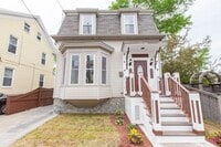 Building Photo - 7 Lorenzo St