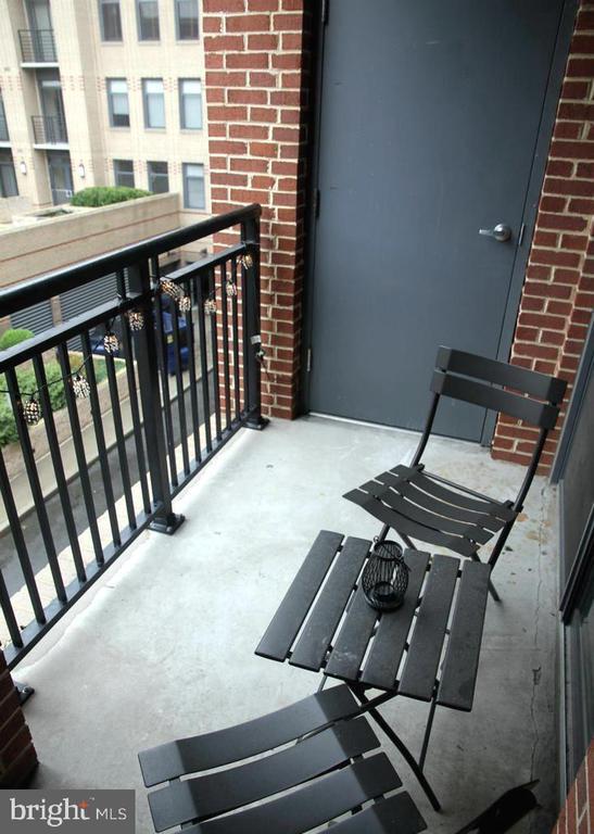 Building Photo - 525 N Fayette St