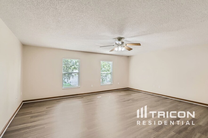 Building Photo - 361 Augustine Ct