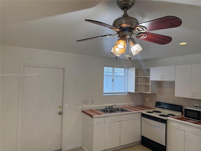 Building Photo - 14770 SW 60th St