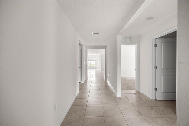 Building Photo - 8904 SW 50th Ter