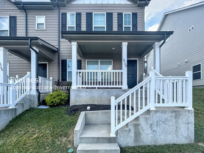 Primary Photo - 2758 Sparrowgap Trl