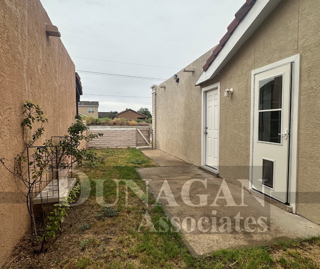 Building Photo - SCHEDULED SHOWING FOR  9/11 @2:35 3 Bedroo...