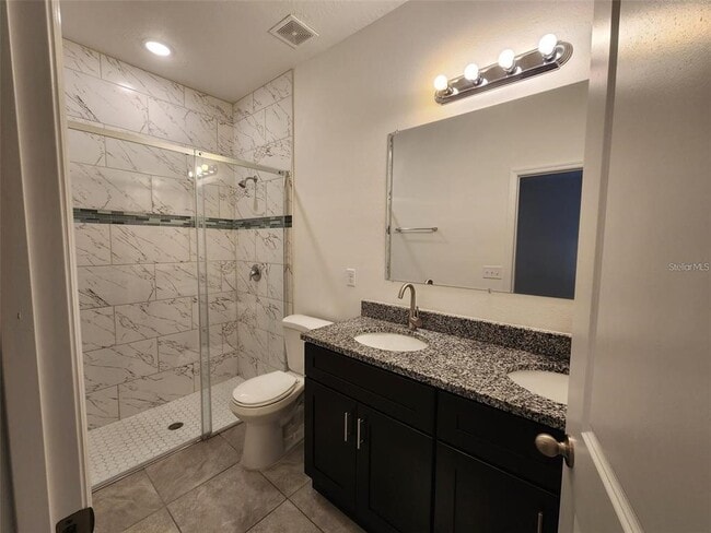 Building Photo - 3650 SW 128th Pl