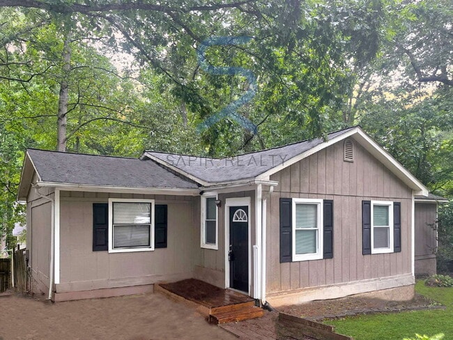 Building Photo - Move in before October 15th and get $100 O...