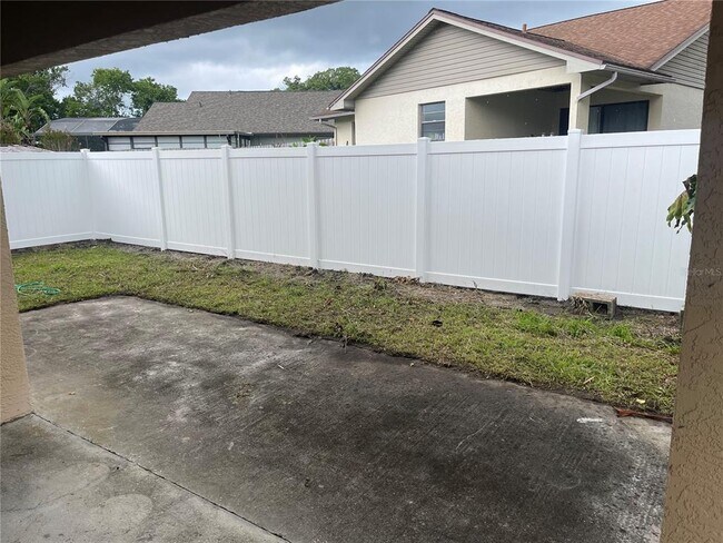 Building Photo - 4352 Sandhurst Dr