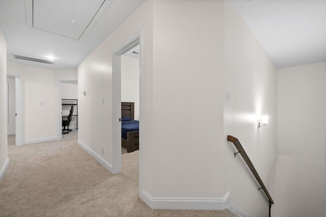 Building Photo - 1004 Black Oak Cir