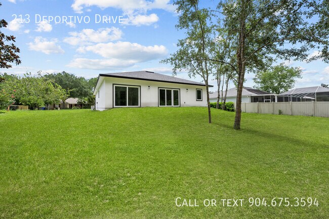 Building Photo - 213 Deportivo Dr