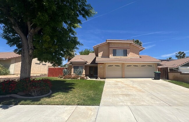 Building Photo - (APPLICATION PENDING) West Palmdale Home