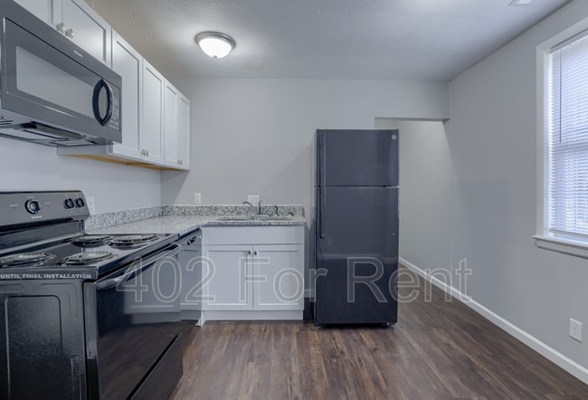 Building Photo - 2233 S 20th St