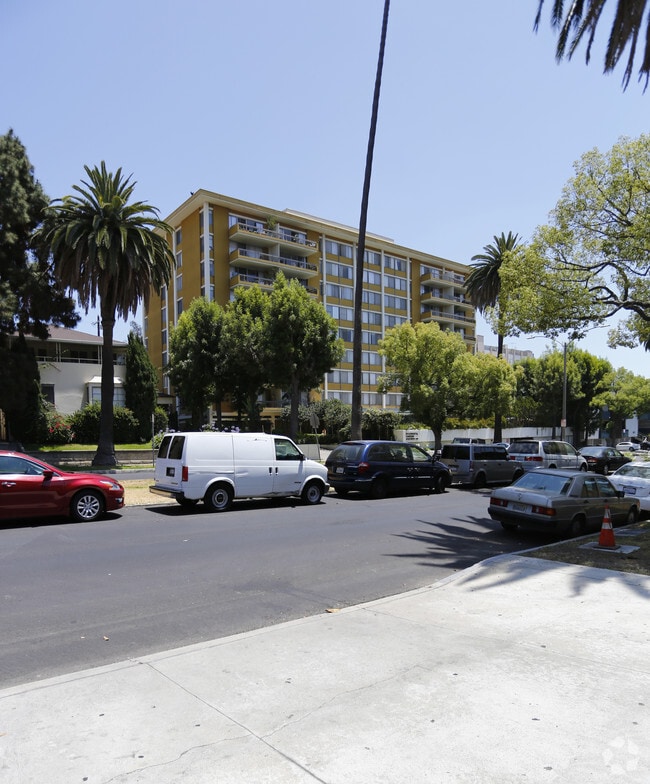 Primary Photo - Occidental Tower Apartments