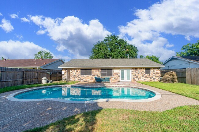 Building Photo - 4210 Cork Ln