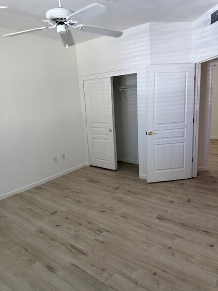 Building Photo - 1360 Shady Ln