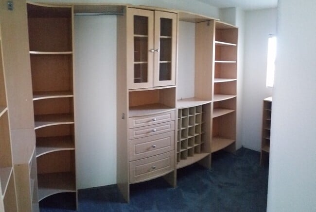 Building Photo - Beauty in the Details - 3 Bedroom / 2.5 Bathroom Home in Perris