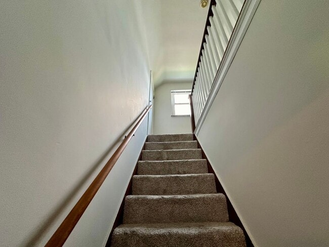 Building Photo - CHEVIOT: Charming 3+ bed 1.5 bath 1 car