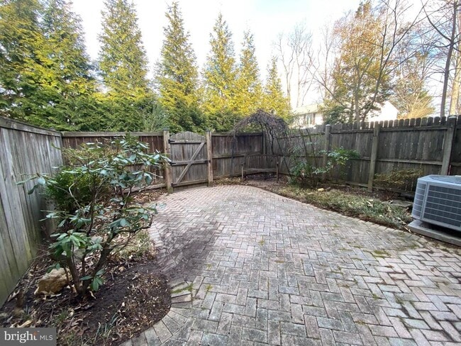 Building Photo - 3116 Cedar Grove Dr