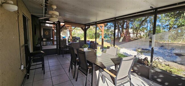 Building Photo - 10123 Fairtree Ln