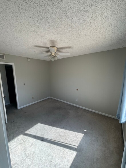 Building Photo - 662 Driftwood Ln