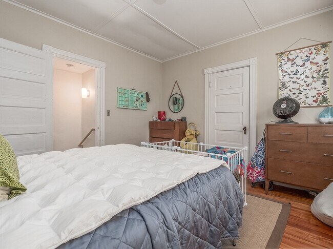 Building Photo - 81 Bristol Rd